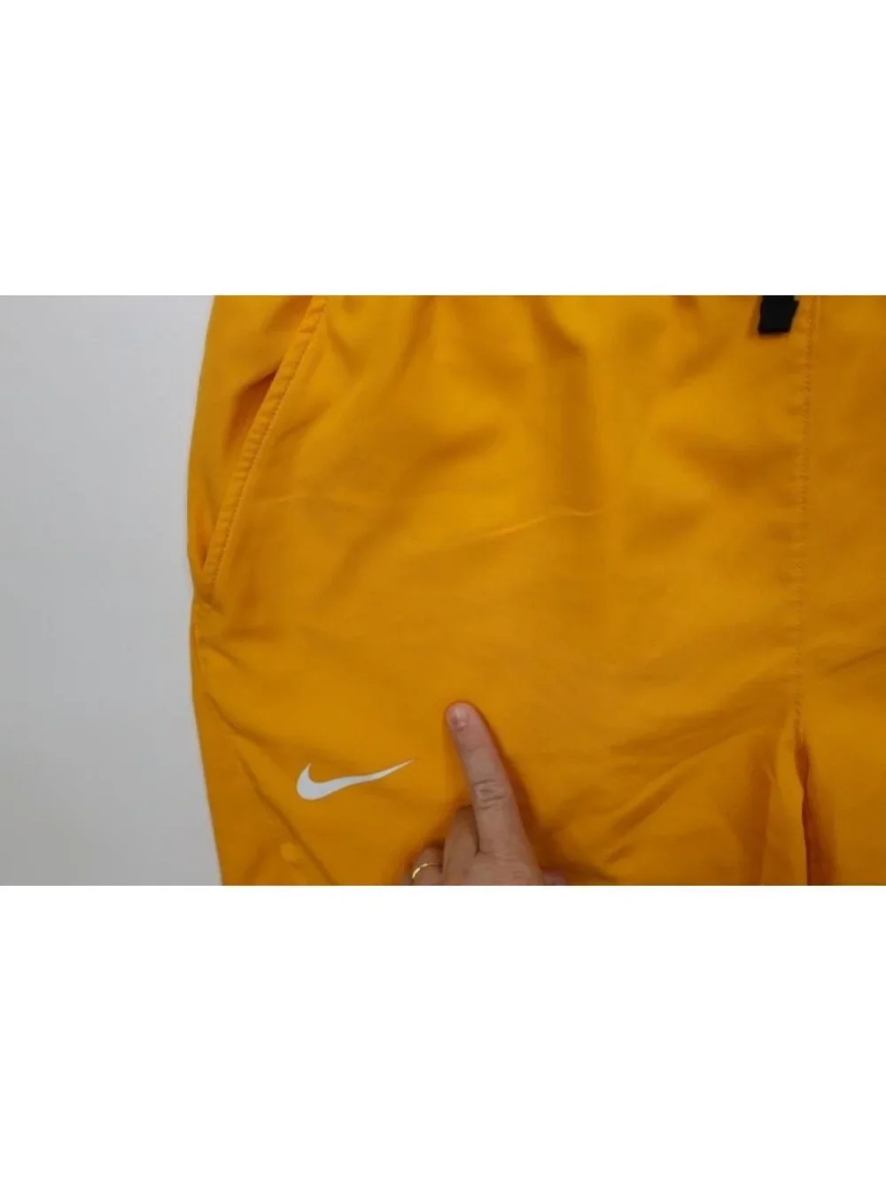 Nike Baseball Mens Size XL Pittsburgh Pirates Baseball Above Knee Shorts Yellow